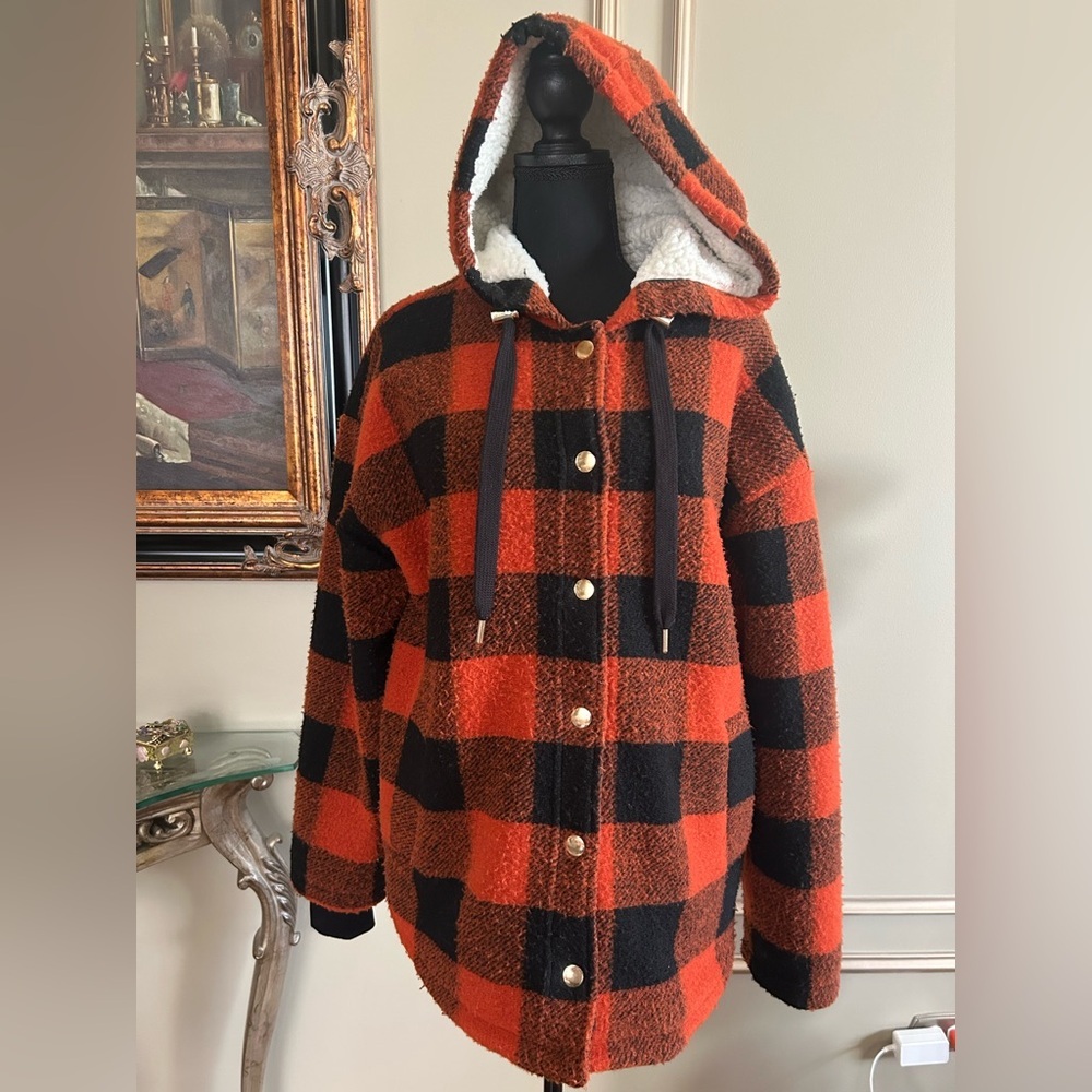 Forever 21 Plaid Hooded Sherpa Lined Shacket Jacket Cozy Cabin Core Size Medium - Picture 2 of 6